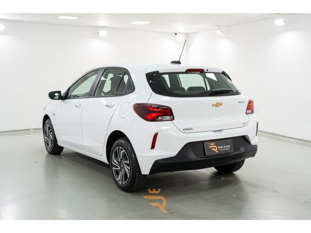 Chevrolet Onix Hatch