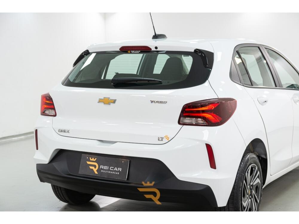 Chevrolet Onix Hatch