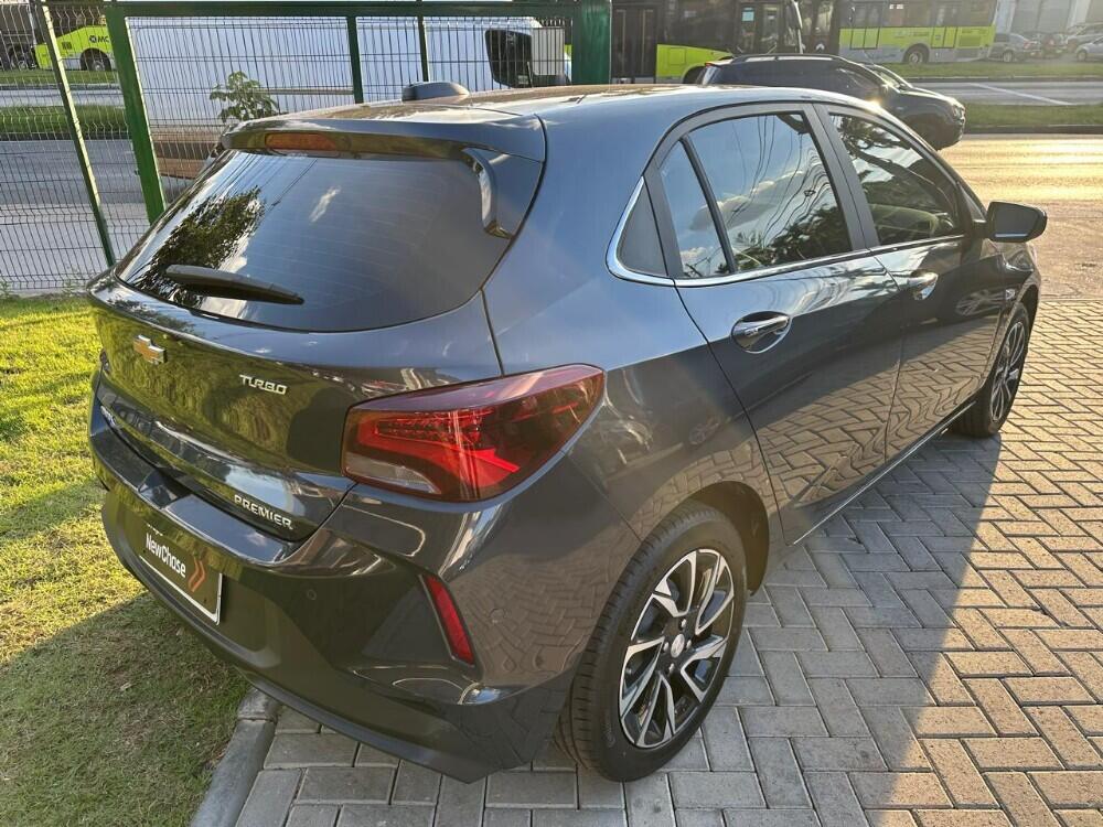 Chevrolet Onix Hatch