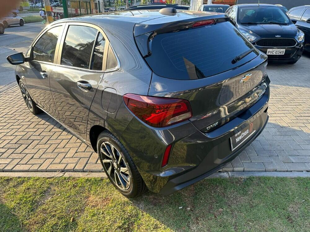 Chevrolet Onix Hatch