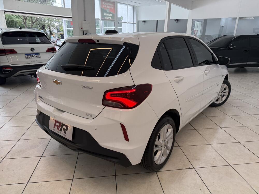 Chevrolet Onix Hatch