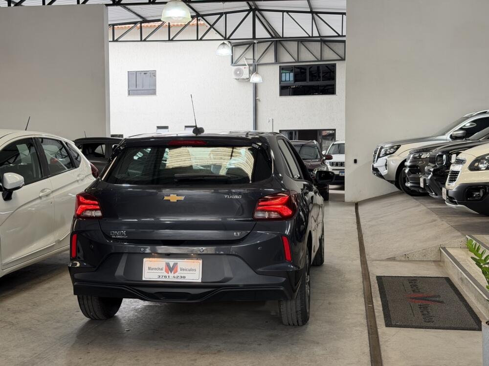 Chevrolet Onix Hatch