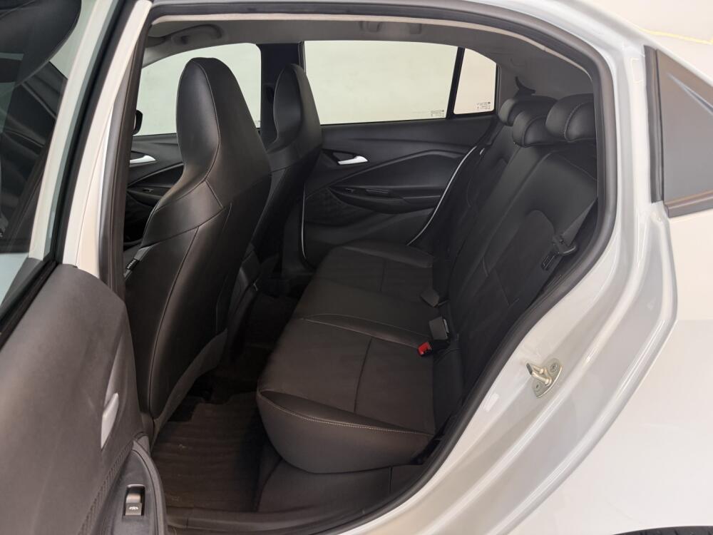 Chevrolet Onix Hatch