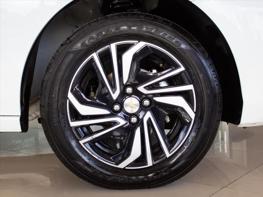 Chevrolet Onix Hatch