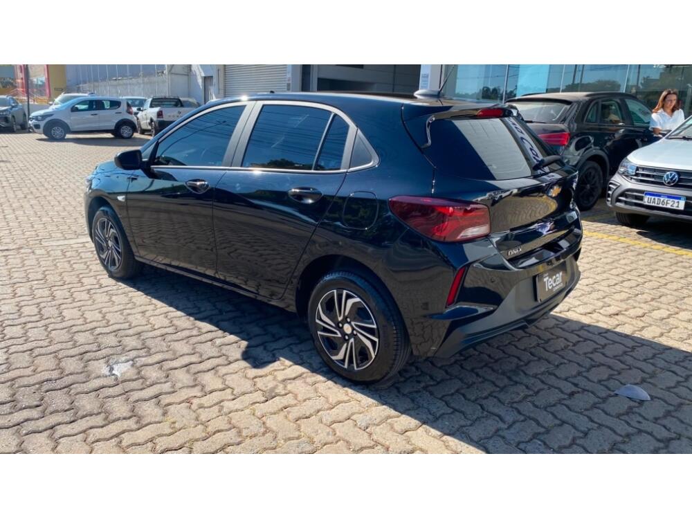 Chevrolet Onix Hatch