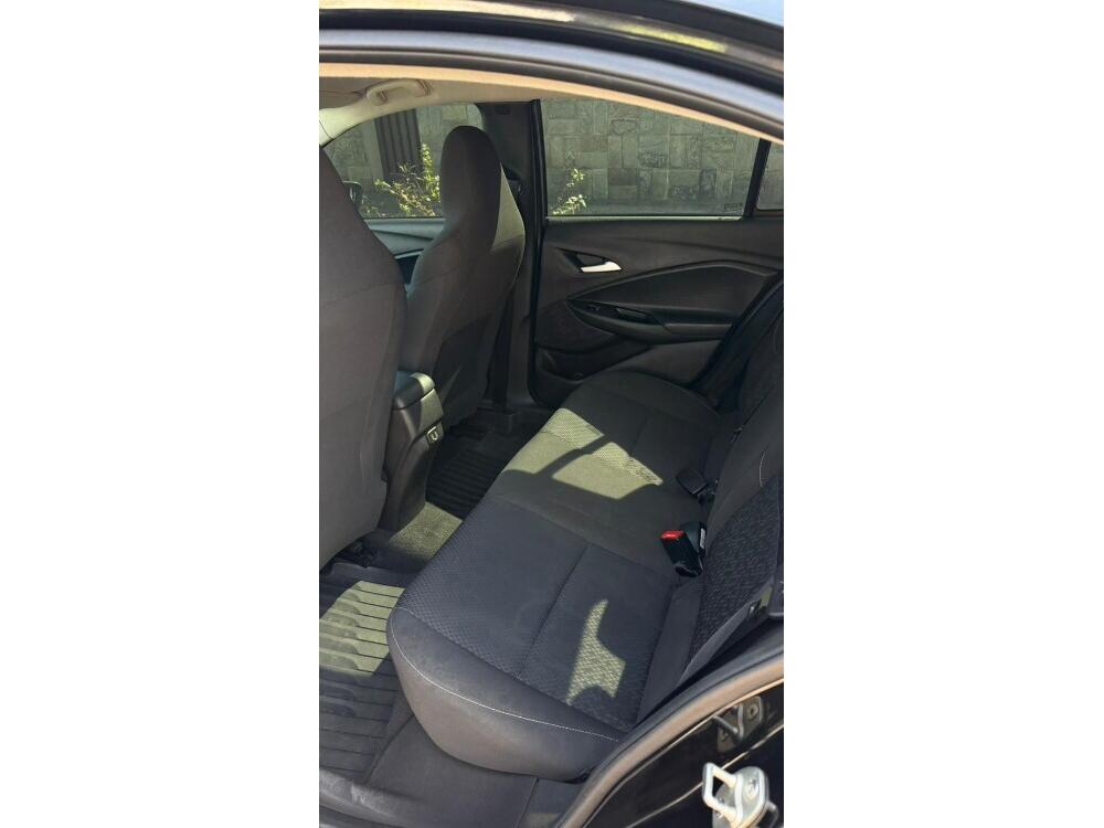 Chevrolet Onix Sedan