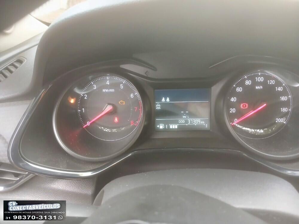Chevrolet Onix Hatch