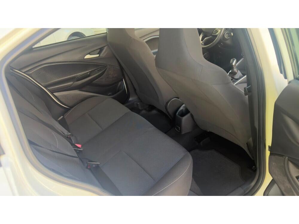 Chevrolet Onix Sedan