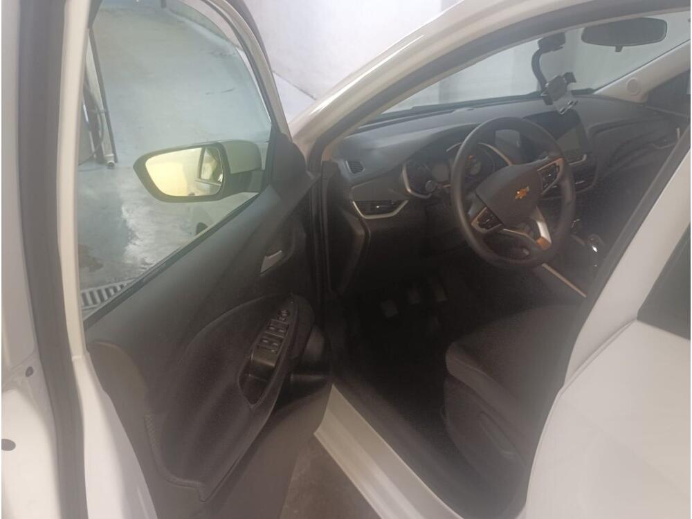 Chevrolet Onix Hatch