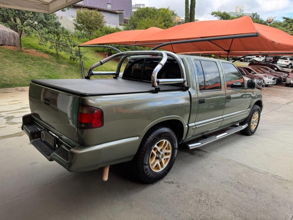 Chevrolet S 10 Cab. Dupla