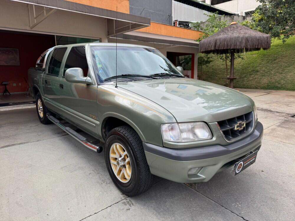 Chevrolet S 10 Cab. Dupla