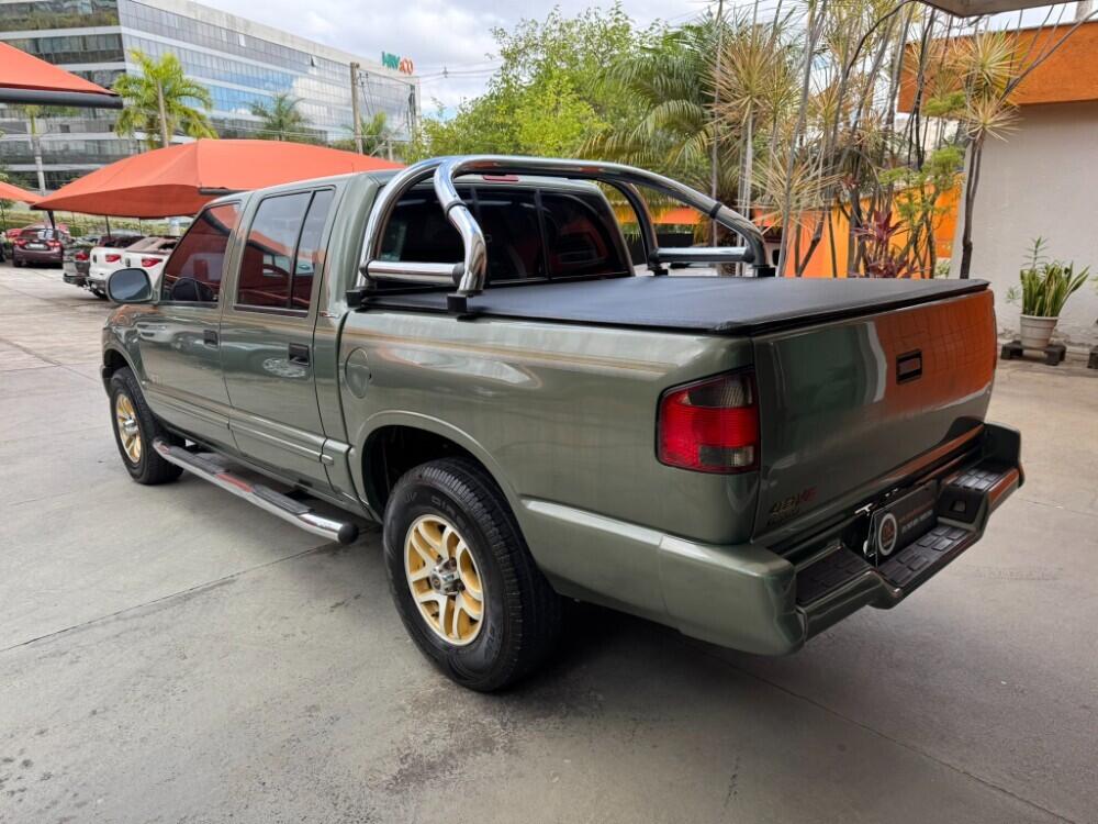 Chevrolet S 10 Cab. Dupla