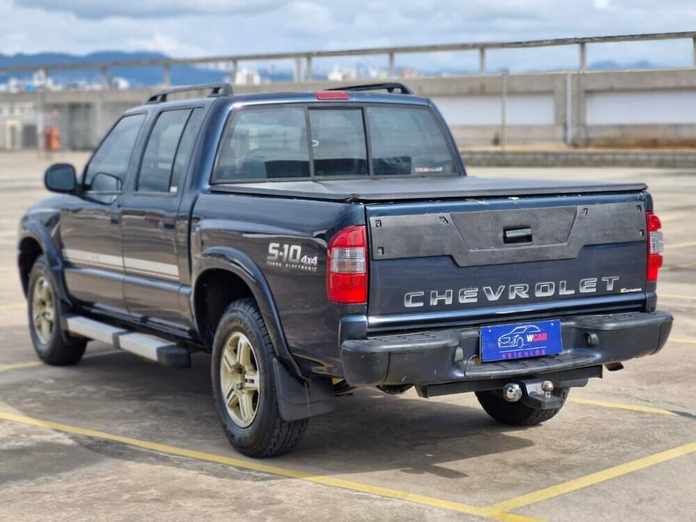 Chevrolet S 10 Cab. Dupla
