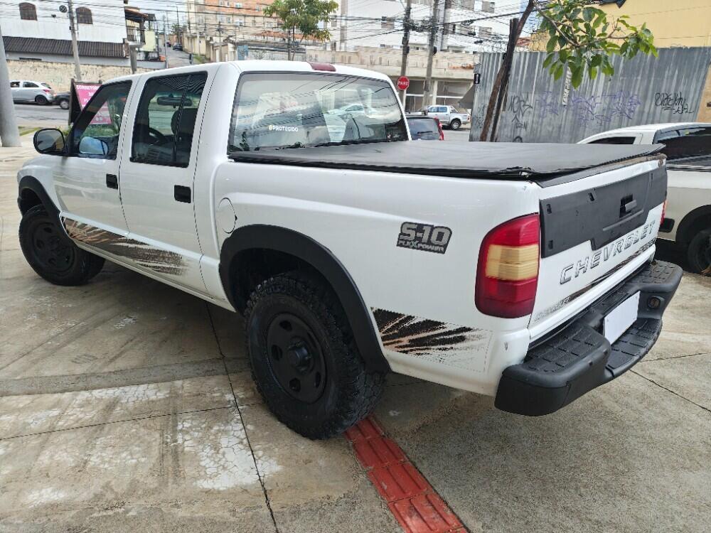 Chevrolet S 10 Cab. Dupla