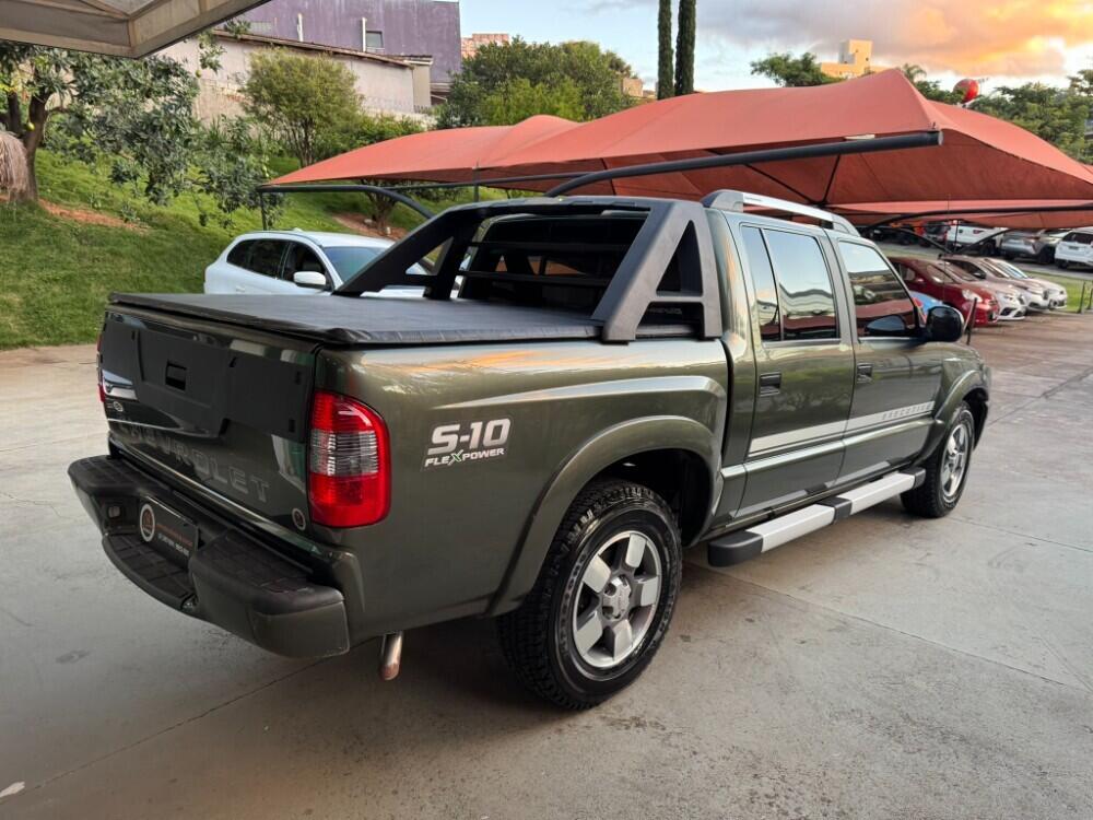 Chevrolet S 10 Cab. Dupla
