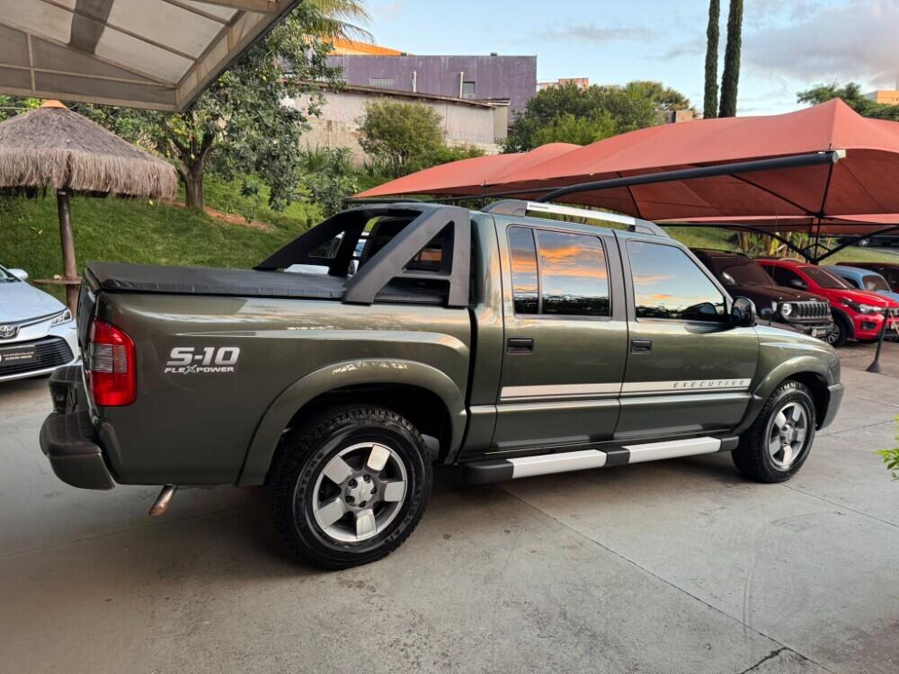 Chevrolet S 10 Cab. Dupla
