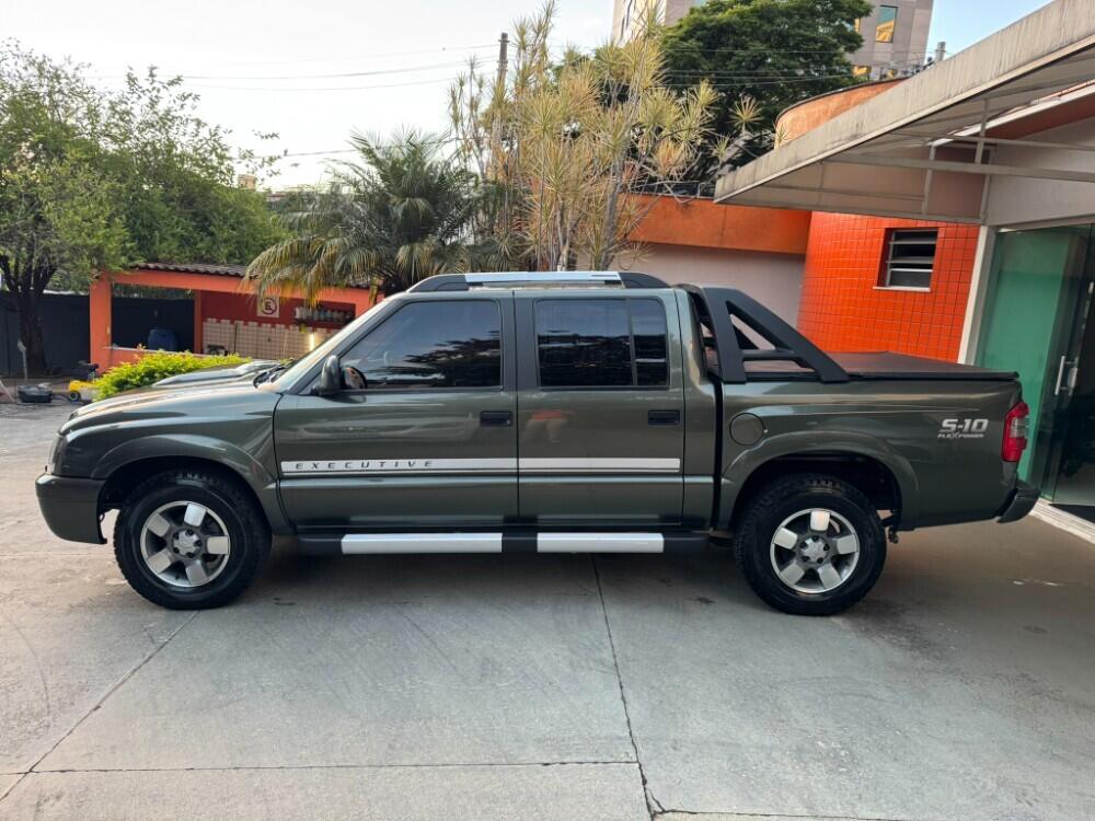 Chevrolet S 10 Cab. Dupla