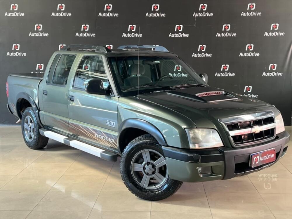 Chevrolet S 10 Cab. Dupla