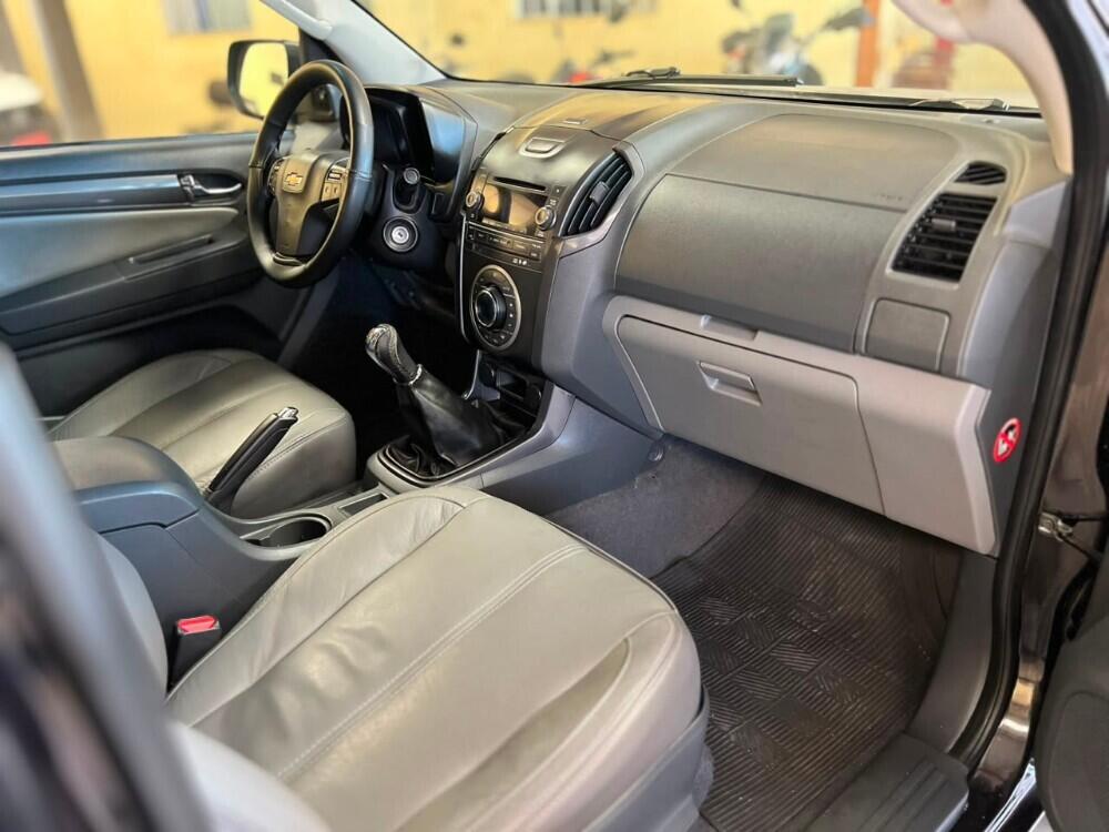 Chevrolet S 10 Cab. Dupla