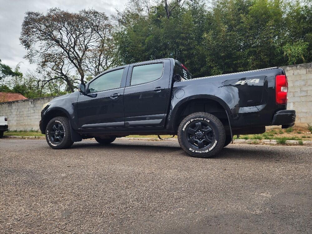 Chevrolet S 10 Cab. Dupla