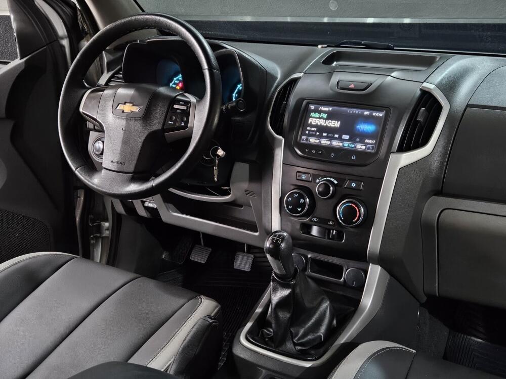 Chevrolet S 10 Cab. Dupla