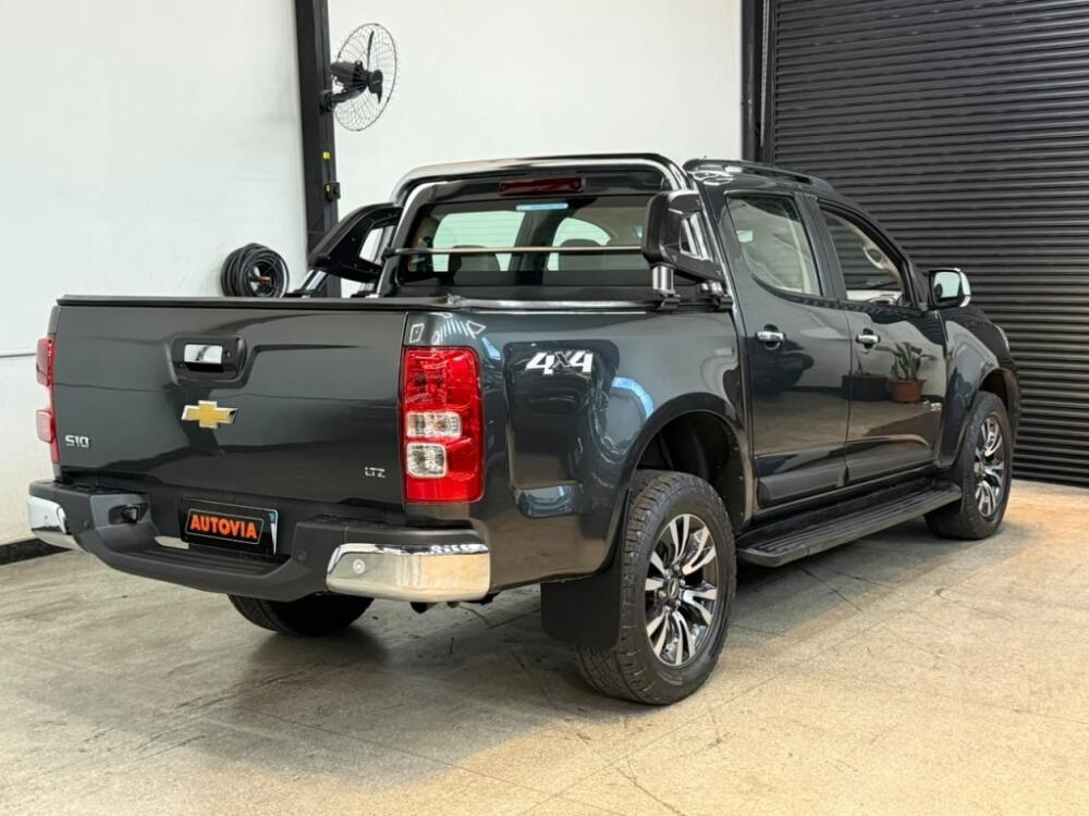 Chevrolet S 10 Cab. Dupla
