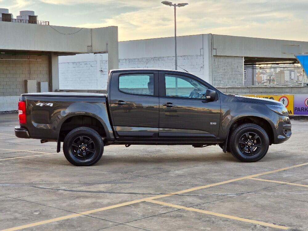 Chevrolet S 10 Cab. Dupla