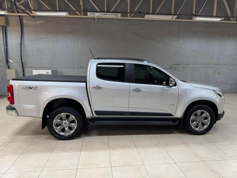 Chevrolet S 10 Cab. Dupla