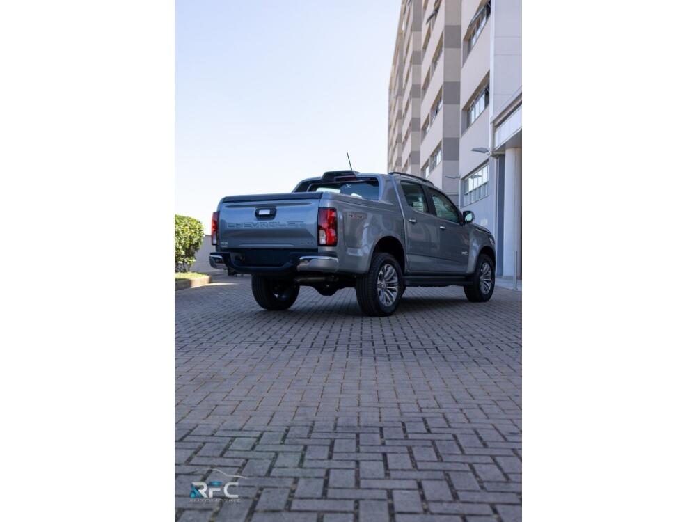 Chevrolet S 10 Cab. Dupla