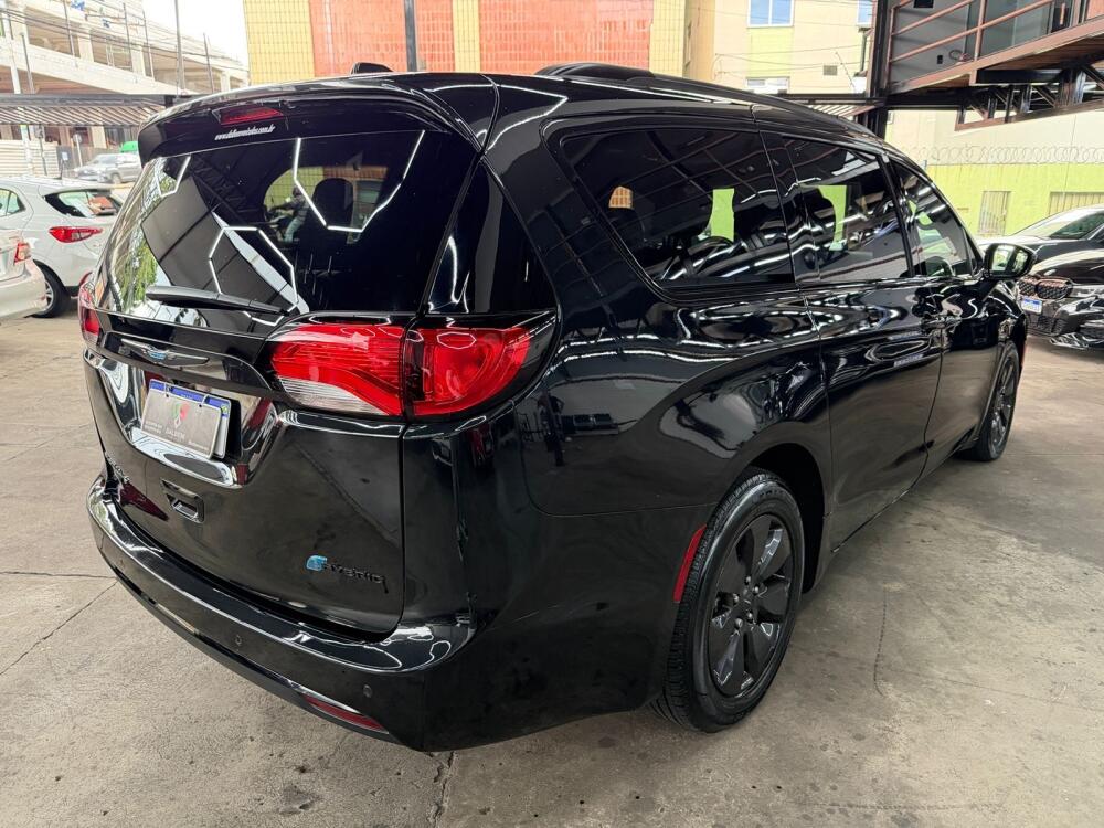 Chrysler Pacifica