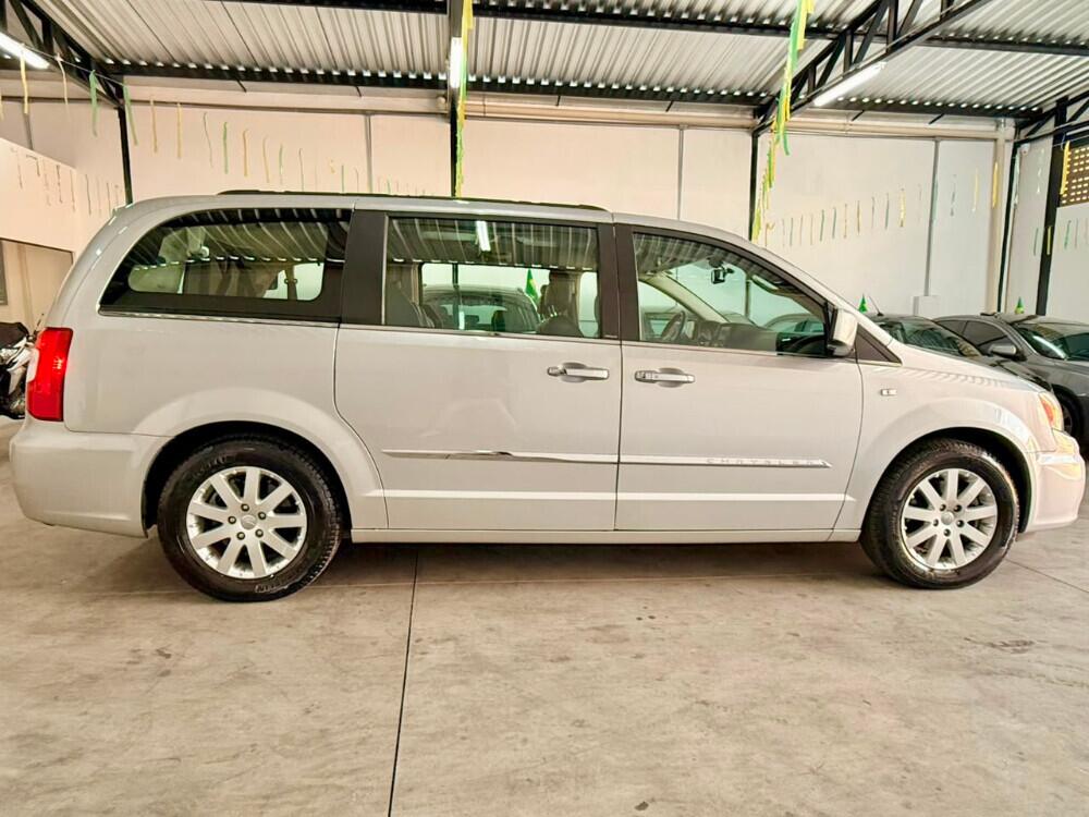 Chrysler Town e Country