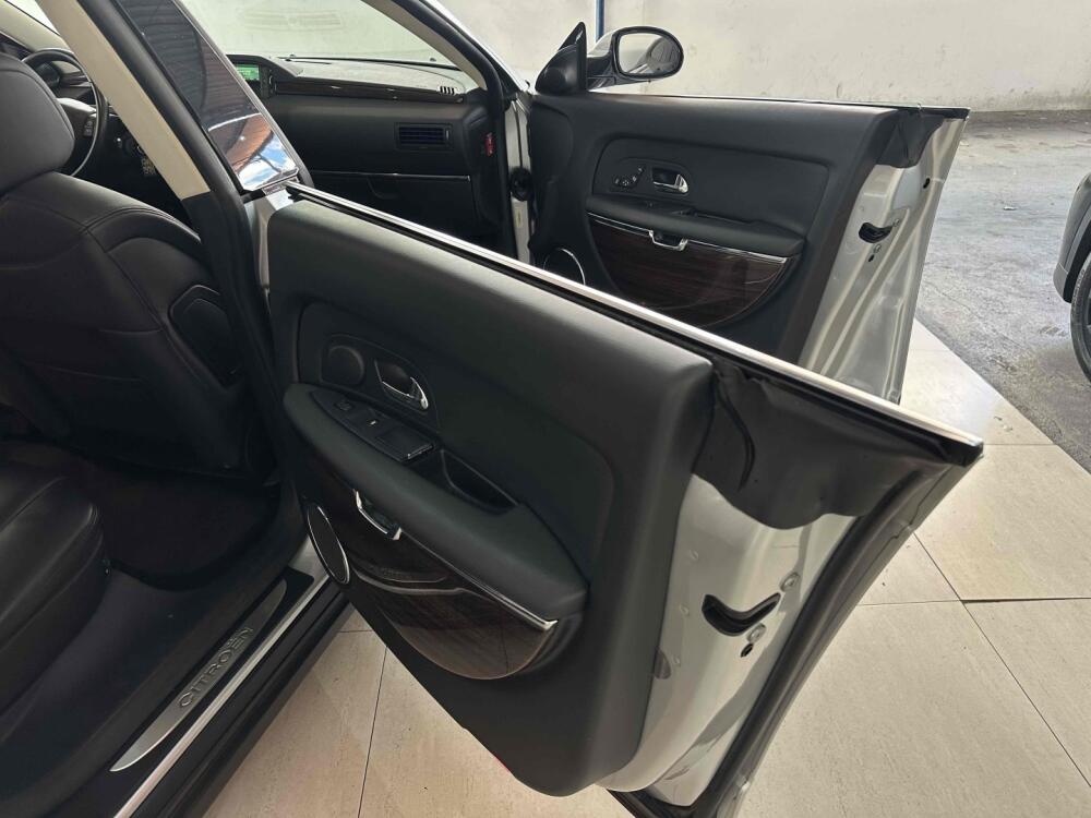 Citroen C6