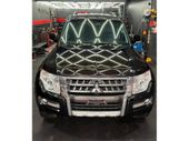 Mitsubishi Pajero Full