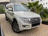 Mitsubishi Pajero Full