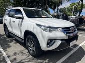 Toyota Hilux SW4