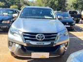 Toyota Hilux SW4
