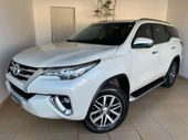 Toyota Hilux SW4