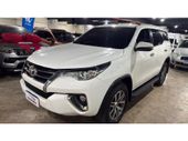 Toyota Hilux SW4