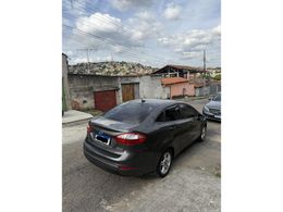 Ford Fiesta Sedan
