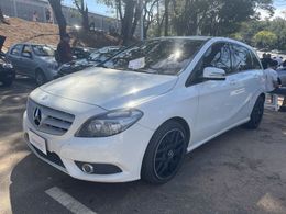 Mercedes Benz B 200