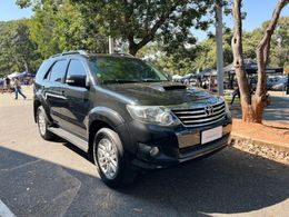 Toyota Hilux SW4
