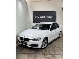 BMW 320i
