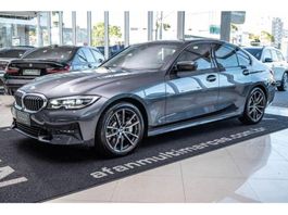 BMW 330i