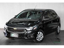 Chevrolet Onix Hatch