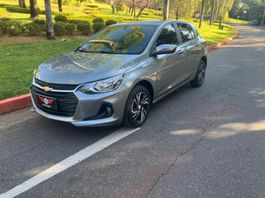 Chevrolet Onix Hatch