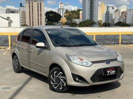 Ford Fiesta Sedan