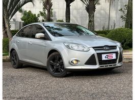 Ford Focus Sedan