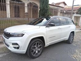 Jeep Commander