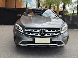Mercedes Benz GLA 200