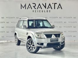 Mitsubishi Pajero TR4